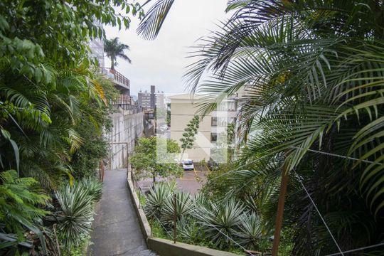 Área Verde de apartamento à venda com 2 quartos, 48m² em Rio Branco, Porto Alegre