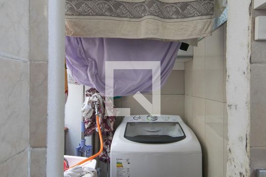 Área de Serviço de apartamento à venda com 2 quartos, 48m² em Rio Branco, Porto Alegre