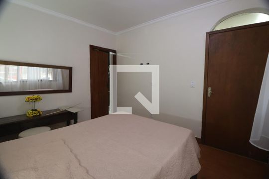 Quarto suíte 1 de casa à venda com 3 quartos, 180m² em Harmonia, Canoas