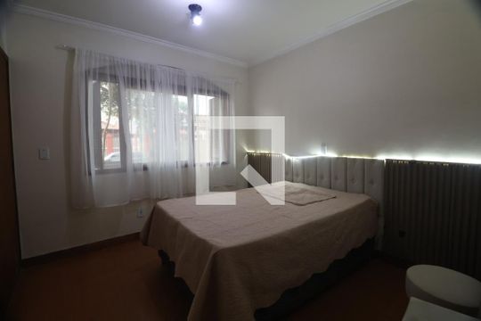 Quarto suíte 1 de casa à venda com 3 quartos, 180m² em Harmonia, Canoas