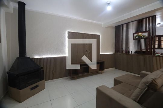 Casa à venda com 3 quartos, 180m² em Harmonia, Canoas