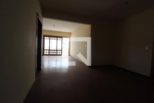 Sala de Estar de apartamento à venda com 3 quartos, 223m² em Centro, Canoas