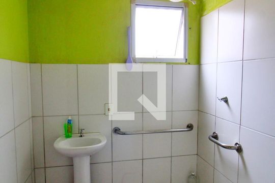 Banheiro de apartamento para alugar com 2 quartos, 80m² em Jardim Alzira Franco, Santo André