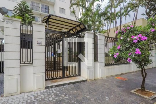 Fachada de apartamento à venda com 4 quartos, 190m² em Vila Gumercindo, São Paulo