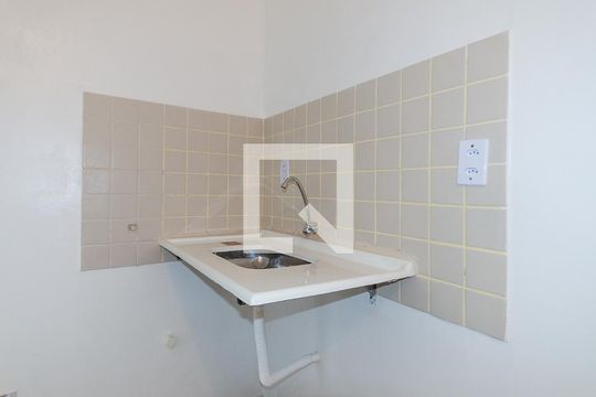 Sala/Cozinha de kitnet/studio para alugar com 1 quarto, 25m² em Garcia (vila Roseno), Salvador