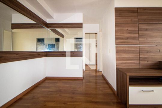 Sala de apartamento à venda com 2 quartos, 50m² em Del Castilho, Rio de Janeiro