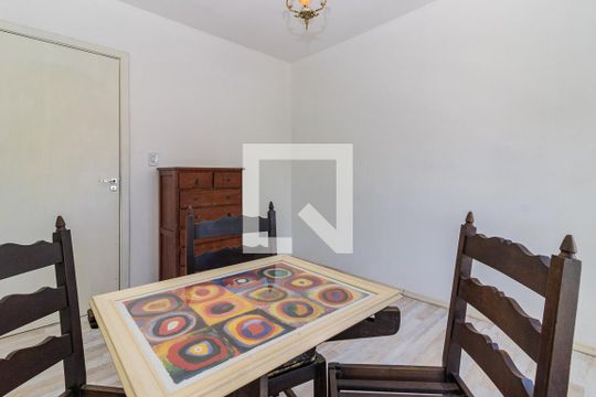 Dormitório de apartamento à venda com 3 quartos, 132m² em Menino Deus, Porto Alegre