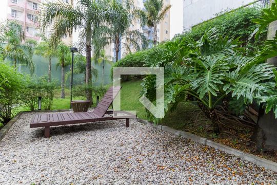 Área comum de kitnet/studio para alugar com 1 quarto, 46m² em Centro Cívico, Mogi das Cruzes