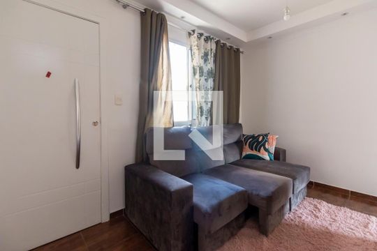 Sala de apartamento à venda com 2 quartos, 39m² em Vila Carmosina, São Paulo