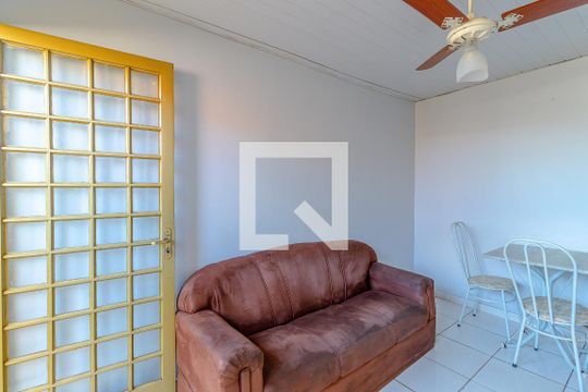 Sala de Estar de apartamento para alugar com 2 quartos, 60m² em Vila Bela, Goiânia