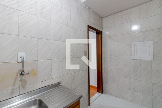 Cozinha de apartamento à venda com 1 quarto, 30m² em Liberdade, São Paulo
