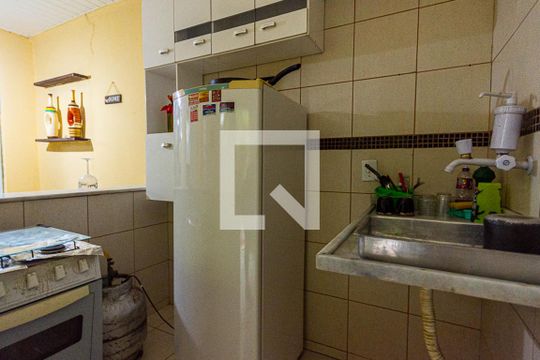 Cozinha de casa de condomínio para alugar com 1 quarto, 52m² em Itaipu, Niterói
