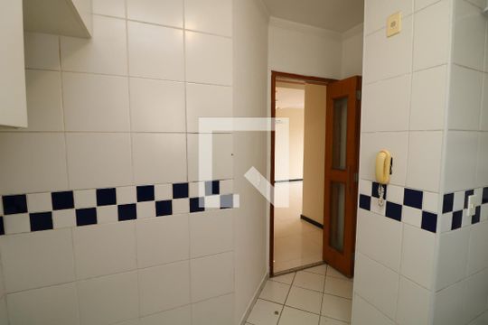 Cozinha de apartamento à venda com 3 quartos, 70m² em Vila Prudente, São Paulo