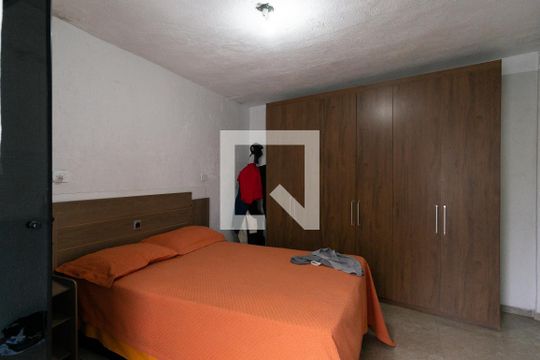 Suíte de casa à venda com 3 quartos, 160m² em Jardim Santo Elias, São Paulo
