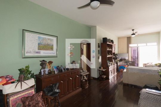 Sala de apartamento à venda com 4 quartos, 120m² em Tijuca, Rio de Janeiro