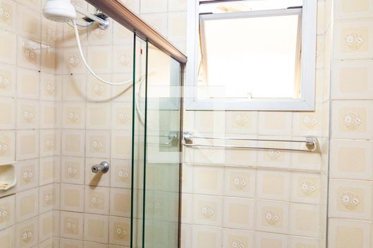 Banheiro Social de apartamento à venda com 2 quartos, 54m² em Jabaquara, São Paulo