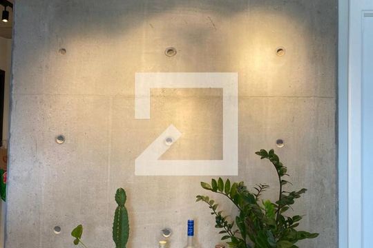 Sala de apartamento à venda com 2 quartos, 70m² em Cambuí, Campinas