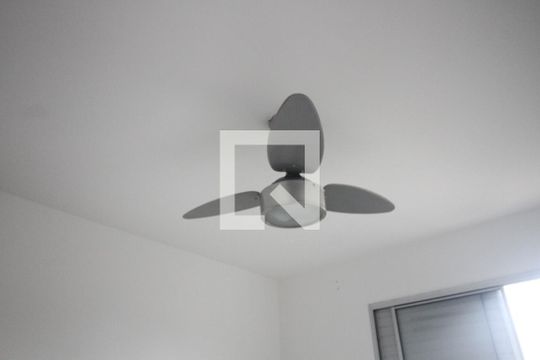 quarto 1 de apartamento para alugar com 2 quartos, 62m² em Jardim Paraíso, São Paulo