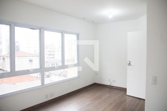Sala/Quarto de kitnet/studio para alugar com 1 quarto, 25m² em Centro, São Paulo