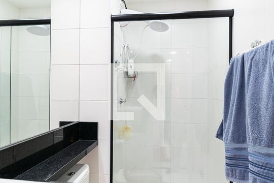 Banheiro de apartamento à venda com 2 quartos, 38m² em Vila Paulista, São Paulo