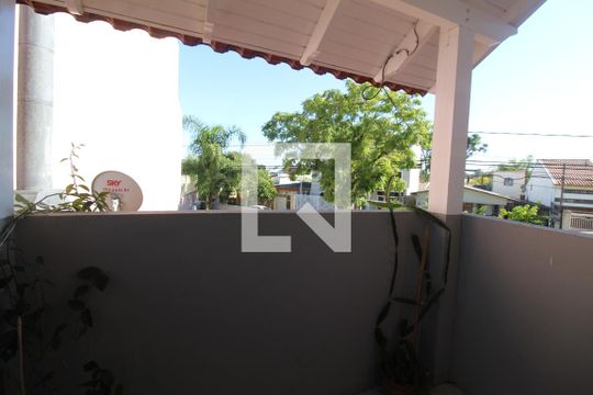 Sacada do Quarto 2 de casa à venda com 4 quartos, 233m² em Igara, Canoas