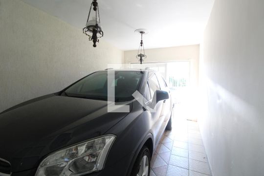 Garagem de casa à venda com 4 quartos, 233m² em Igara, Canoas