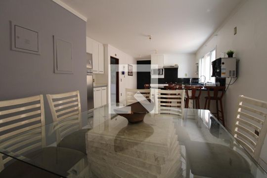 Cozinha de casa para alugar com 4 quartos, 425m² em Vila Nogueira, Campinas