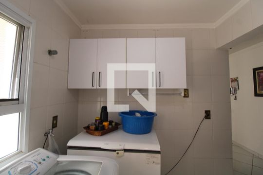 Área de Serviço de casa para alugar com 4 quartos, 425m² em Vila Nogueira, Campinas