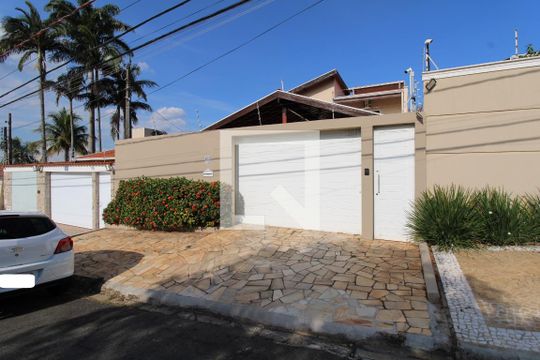Fachada de casa para alugar com 4 quartos, 425m² em Vila Nogueira, Campinas