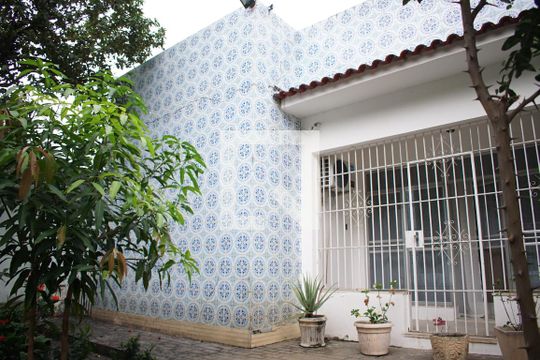 Fachada de casa à venda com 4 quartos, 340m² em Freguesia de Jacarepaguá, Rio de Janeiro