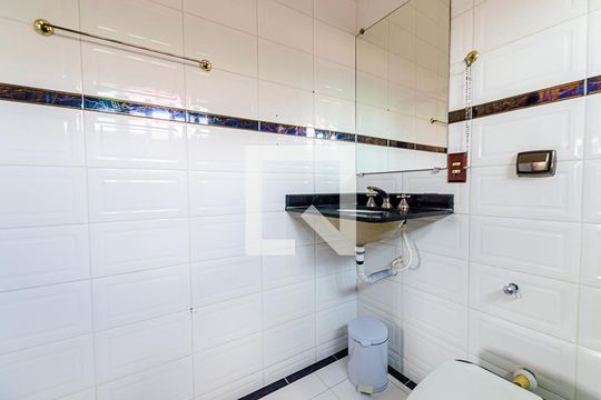 Banheiro da Suíte 1 de casa à venda com 2 quartos, 100m² em Fonseca, Niterói