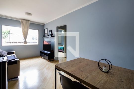 Apartamento para alugar com 2 quartos, 60m² em Vila Olímpia, São Paulo