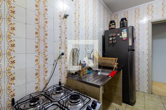Cozinha de apartamento para alugar com 2 quartos, 60m² em Vila Olímpia, São Paulo