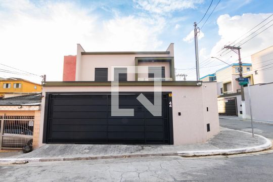 Fachada de casa à venda com 3 quartos, 110m² em Vila Macedopolis, São Paulo
