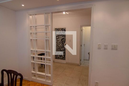 Hall de Entrada de apartamento à venda com 4 quartos, 200m² em Copacabana, Rio de Janeiro