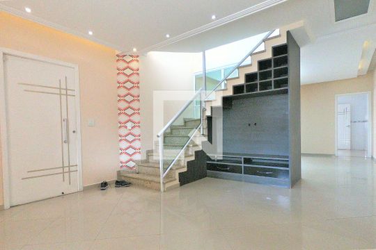 Sala de casa à venda com 3 quartos, 180m² em Vila São Ricardo, Guarulhos