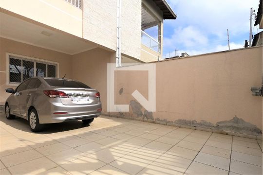 Garagem de casa à venda com 3 quartos, 180m² em Vila São Ricardo, Guarulhos