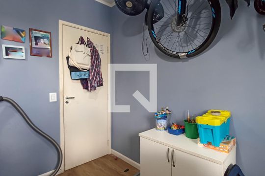 Quarto 1 de apartamento à venda com 3 quartos, 80m² em Jardim Tupanci, Barueri