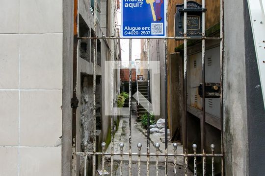 Fachada  de casa de condomínio para alugar com 1 quarto, 40m² em Vila Brasil, São Paulo