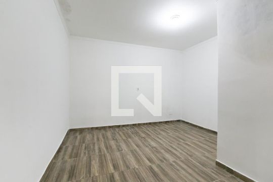 Quarto  de casa de condomínio para alugar com 1 quarto, 40m² em Vila Brasil, São Paulo