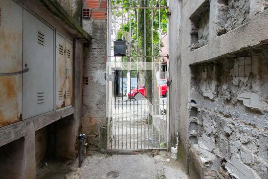 Entrada  de casa de condomínio para alugar com 1 quarto, 40m² em Vila Brasil, São Paulo