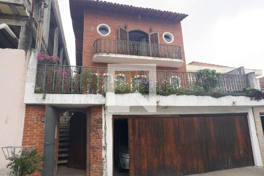 Fachada de casa à venda com 4 quartos, 160m² em Cangaiba, São Paulo