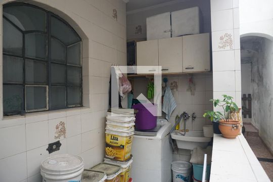Lavanderia 1 de casa à venda com 4 quartos, 160m² em Cangaiba, São Paulo