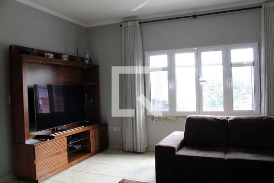Sala de casa à venda com 3 quartos, 200m² em Conceição, Diadema