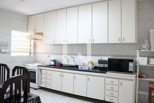 Cozinha de casa à venda com 3 quartos, 200m² em Conceição, Diadema