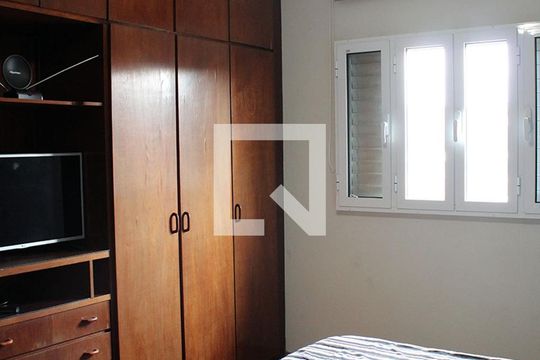 Quarto Suíte de casa à venda com 3 quartos, 200m² em Conceição, Diadema