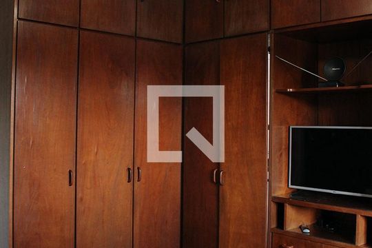 Quarto Suíte de casa à venda com 3 quartos, 200m² em Conceição, Diadema