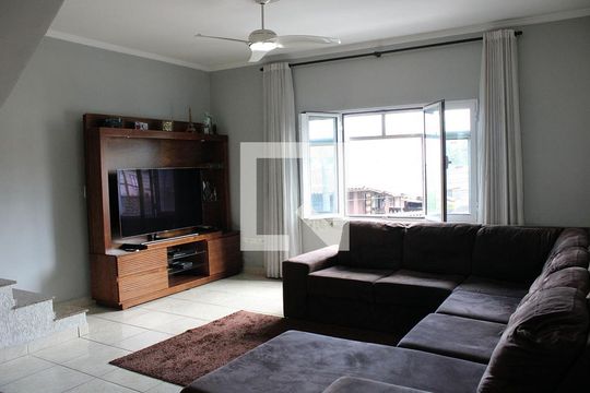 Sala de casa à venda com 3 quartos, 200m² em Conceição, Diadema