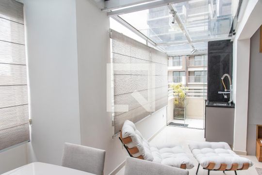 Varanda de apartamento para alugar com 2 quartos, 84m² em Vila Mariana, São Paulo