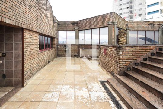 Quintal de apartamento à venda com 3 quartos, 886m² em Jardim Avelino, São Paulo